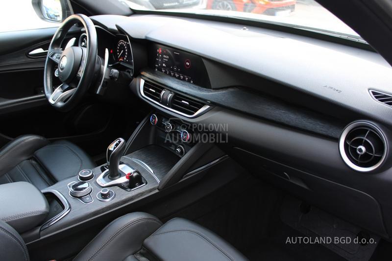 Alfa Romeo Stelvio 2.0 SPRINT Q4 AUT
