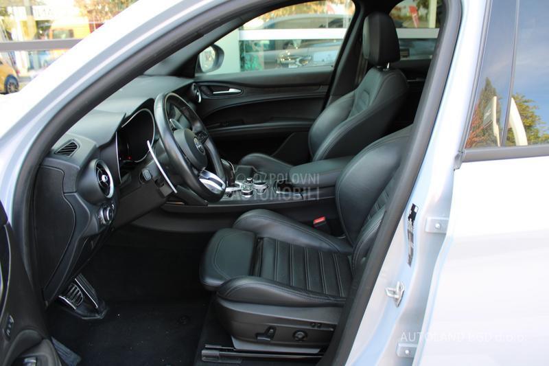 Alfa Romeo Stelvio 2.0 SPRINT Q4 AUT