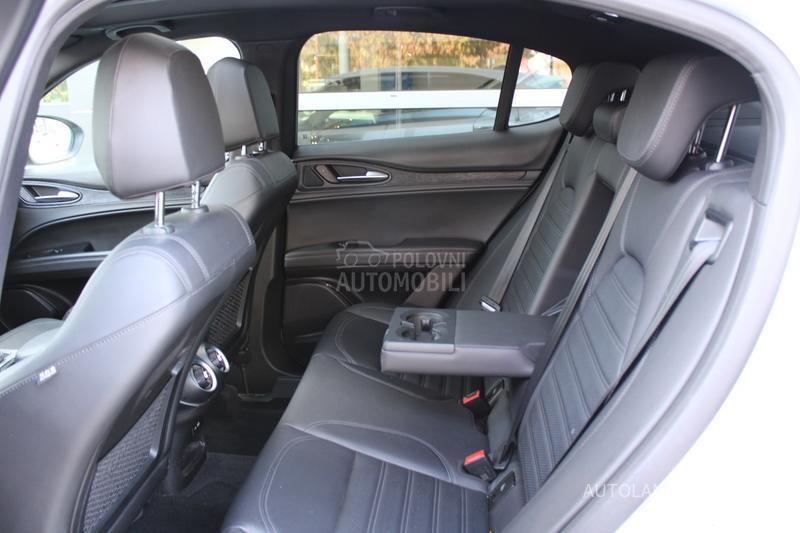 Alfa Romeo Stelvio 2.0 SPRINT Q4 AUT