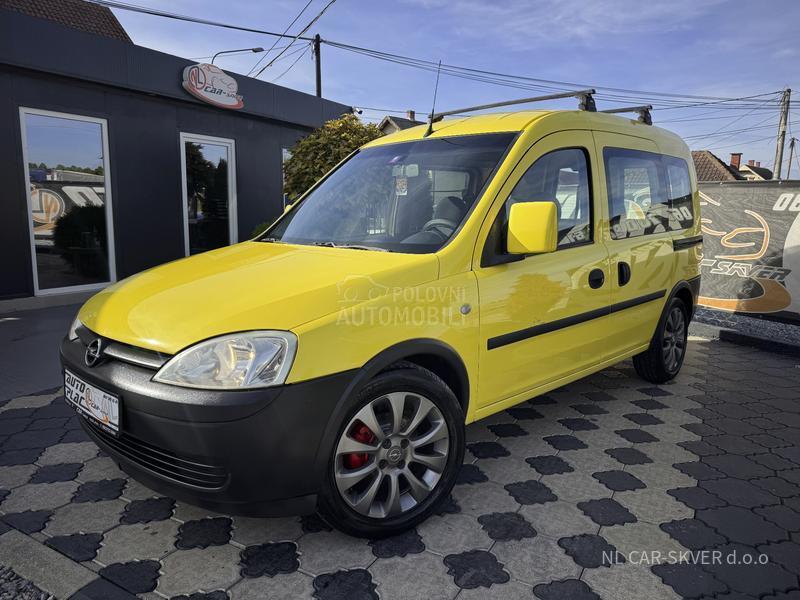 Opel Combo 1.4B COSMO