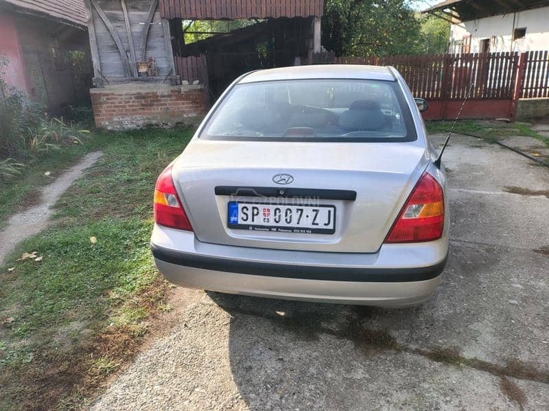 Hyundai Elantra 1.6 16v