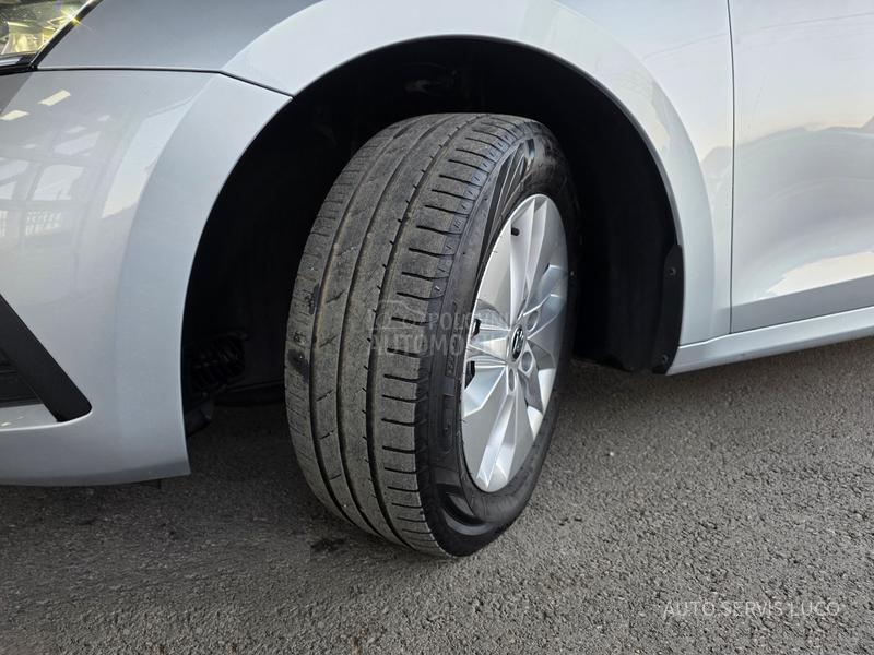 Škoda Octavia 2.0TDI DSG 139 h k m