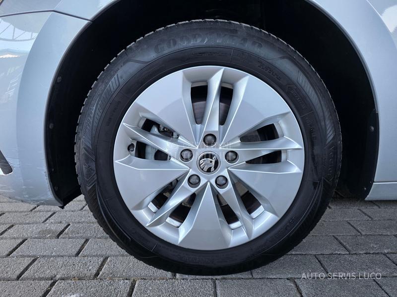 Škoda Octavia 2.0TDI DSG 139 h k m