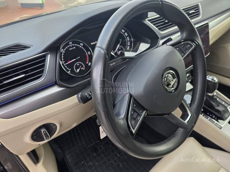Škoda Superb 2.0 TDI 4X4 DSG