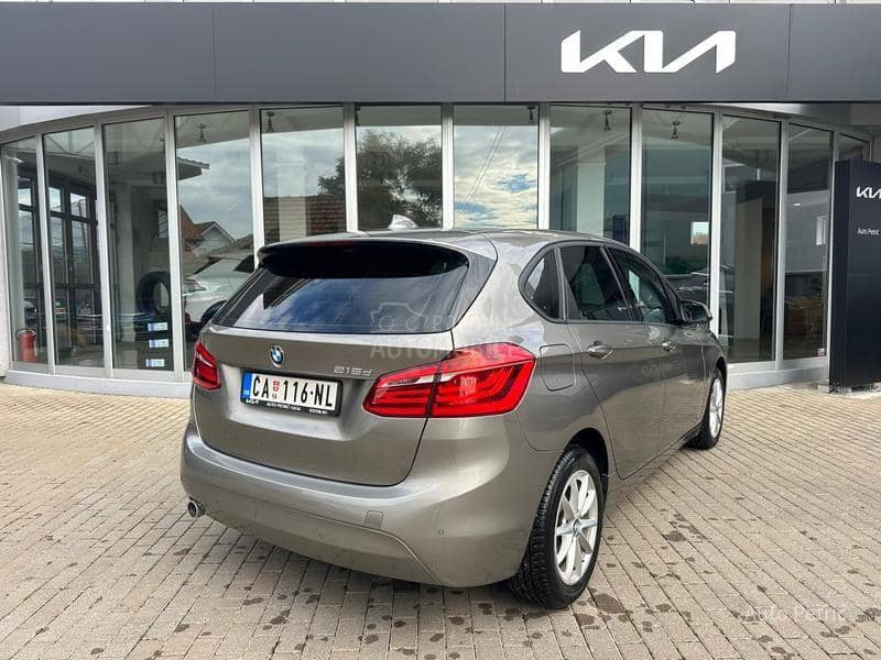 BMW 216 
