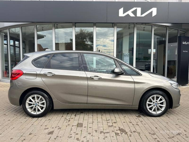 BMW 216 