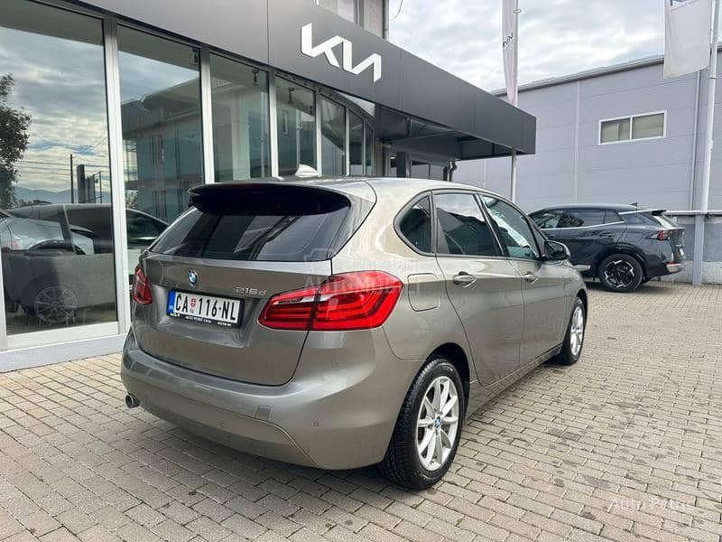 BMW 216 