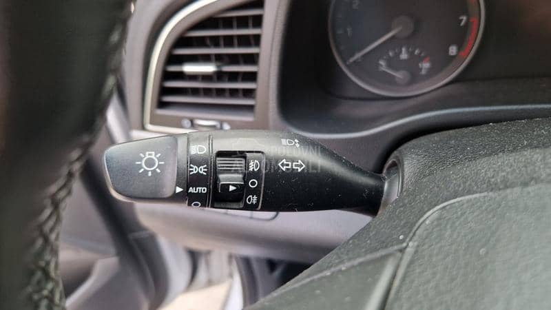 Hyundai Elantra 1.6GLS