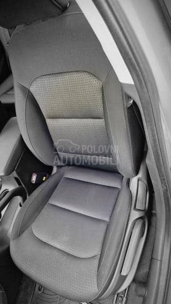 Hyundai Elantra 1.6GLS