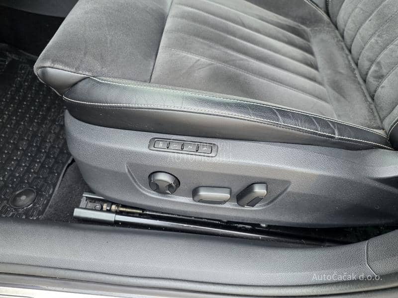 Škoda Superb REZERVISAN