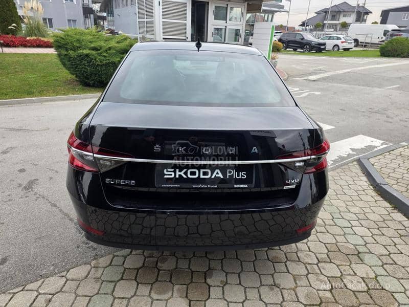 Škoda Superb REZERVISAN