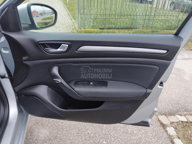 Renault Megane 1.5 BLUEHDI