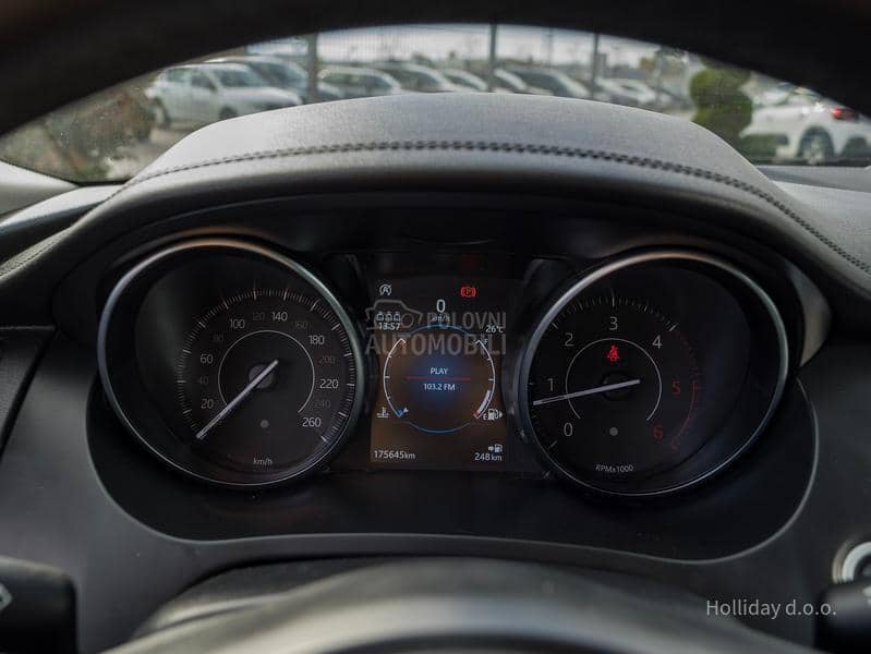 Jaguar E-Pace 2.0D I4