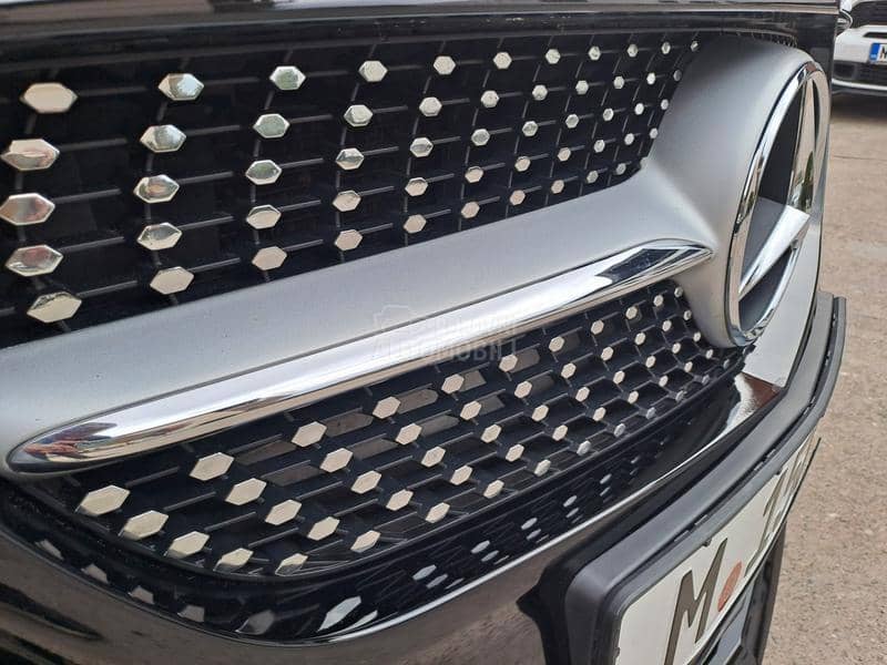 Mercedes Benz CLA 220 Shooting Brake AMG 177hp 4matic