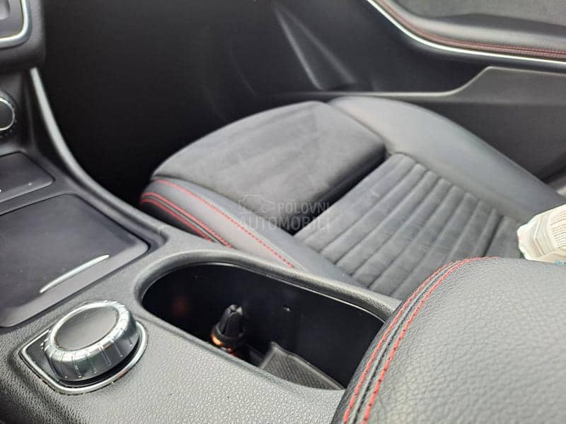 Mercedes Benz CLA 220 Shooting Brake AMG 177hp 4matic