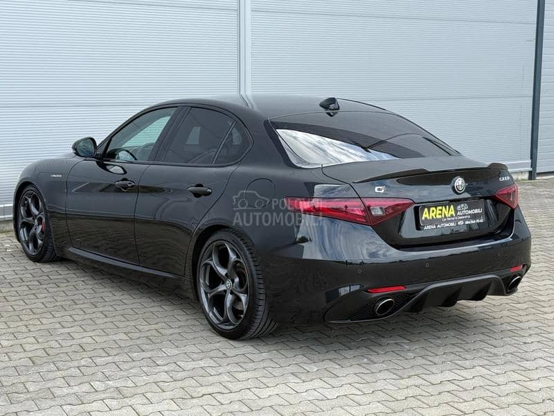 Alfa Romeo Giulia 2.0 TURBO/VELOCE/AUT