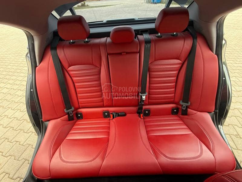 Alfa Romeo Giulia 2.0 TURBO/VELOCE/AUT