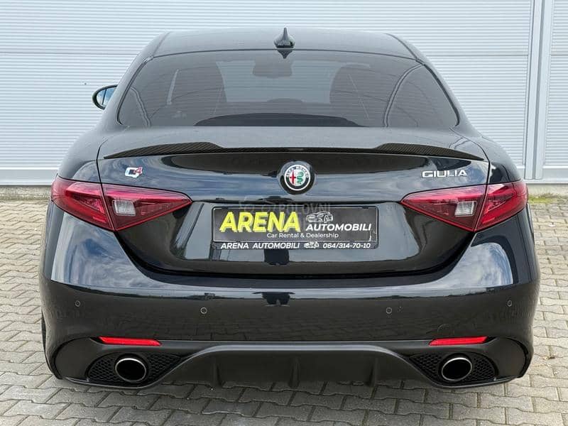 Alfa Romeo Giulia 2.0 TURBO/VELOCE/AUT