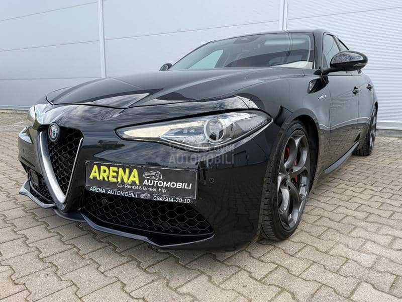 Alfa Romeo Giulia 2.0 TURBO/VELOCE/AUT