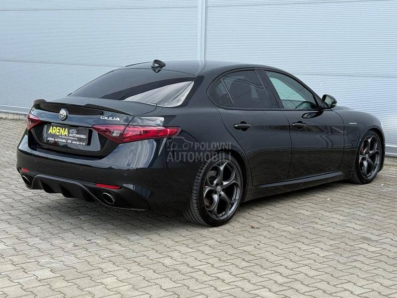 Alfa Romeo Giulia 2.0 TURBO/VELOCE/AUT