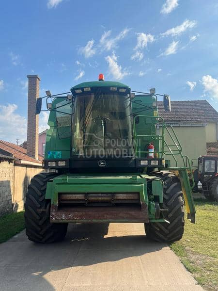 John Deere 2264