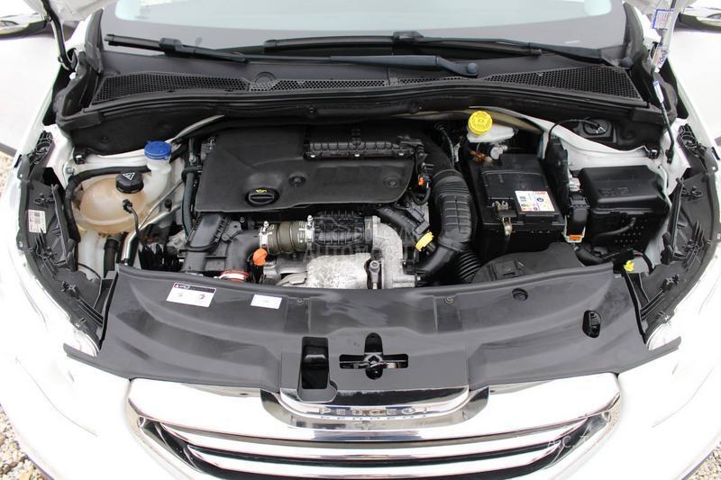 Peugeot 2008 1.6 HDI STYLE