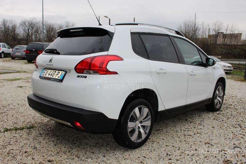 Peugeot 2008 1.6 HDI STYLE