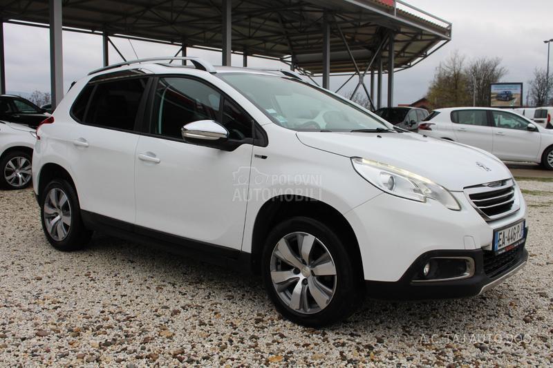 Peugeot 2008 1.6 HDI STYLE