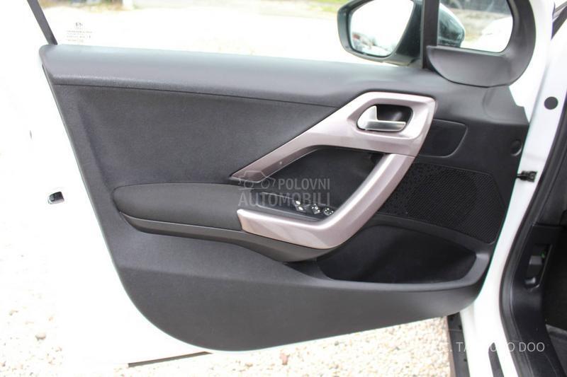 Peugeot 2008 1.6 HDI STYLE