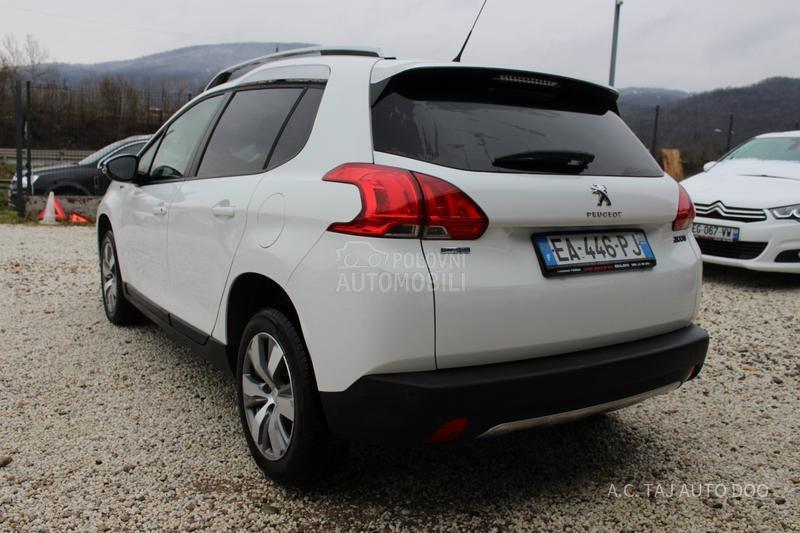 Peugeot 2008 1.6 HDI STYLE