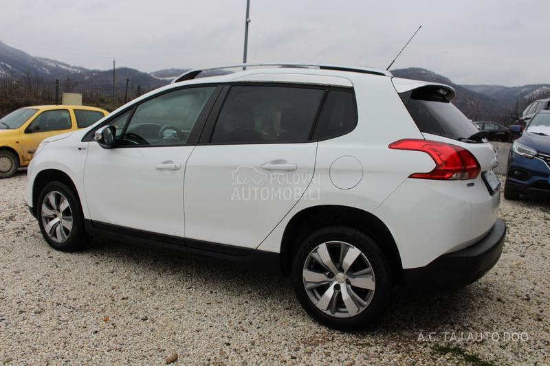 Peugeot 2008 1.6 HDI STYLE