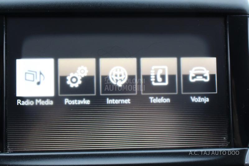 Peugeot 2008 1.6 HDI STYLE