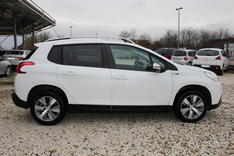 Peugeot 2008 1.6 HDI STYLE