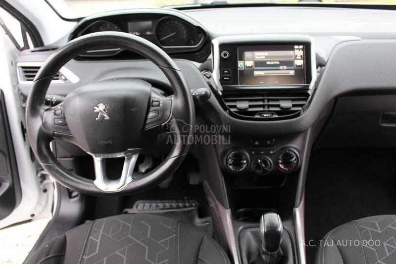 Peugeot 2008 1.6 HDI STYLE