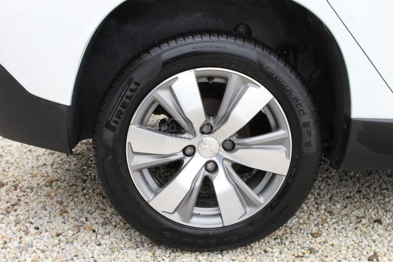 Peugeot 2008 1.6 HDI STYLE