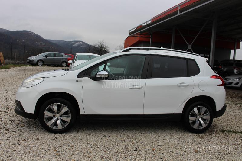 Peugeot 2008 1.6 HDI STYLE