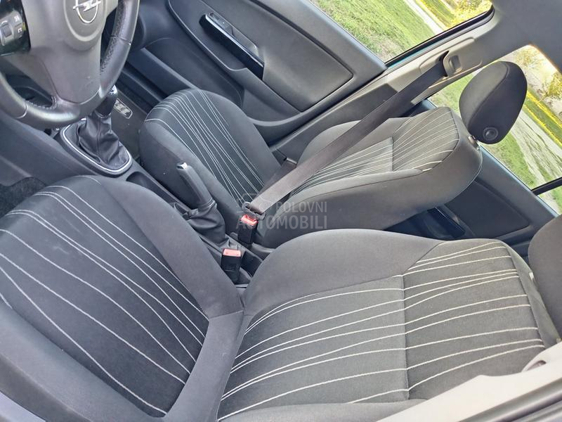 Opel Corsa D 1.2 ecoflex