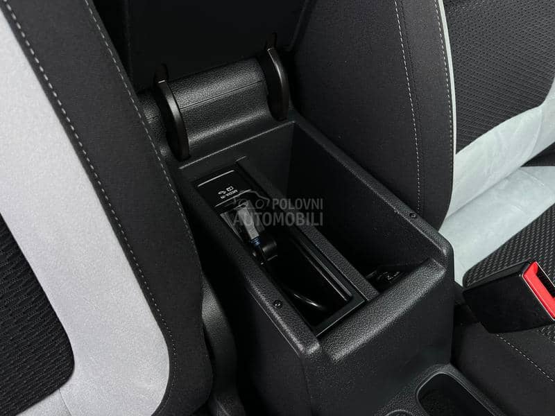 Volkswagen Tiguan R-LINE 4x4 DSG CH