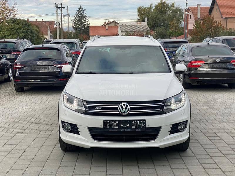 Volkswagen Tiguan R-LINE 4x4 DSG CH