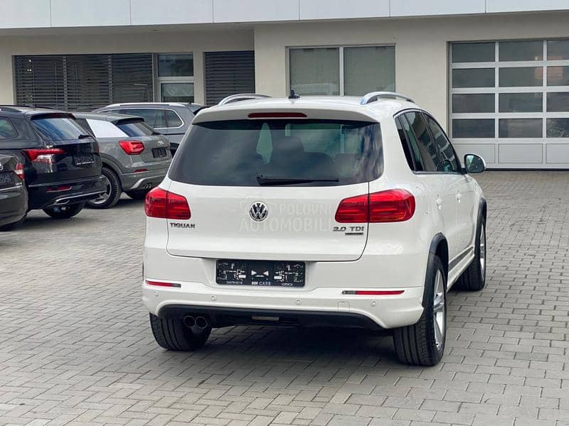 Volkswagen Tiguan R-LINE 4x4 DSG CH