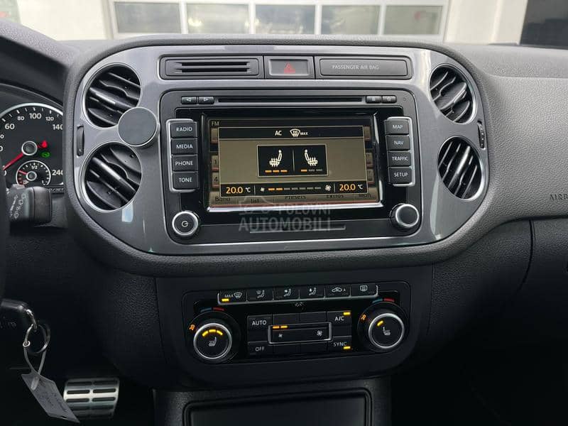 Volkswagen Tiguan R-LINE 4x4 DSG CH