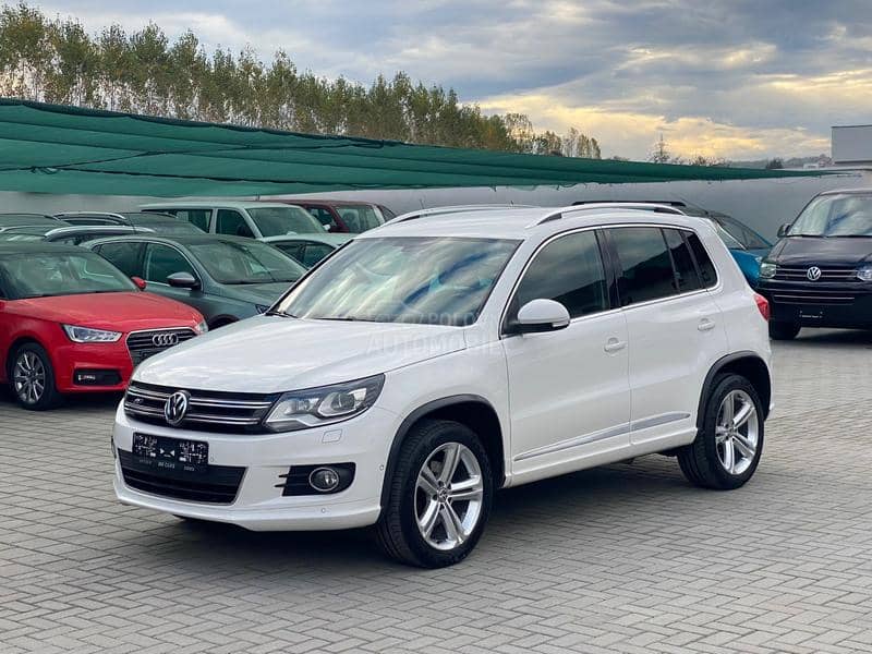 Volkswagen Tiguan R-LINE 4x4 DSG CH