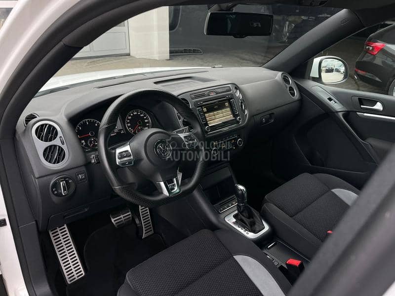 Volkswagen Tiguan R-LINE 4x4 DSG CH