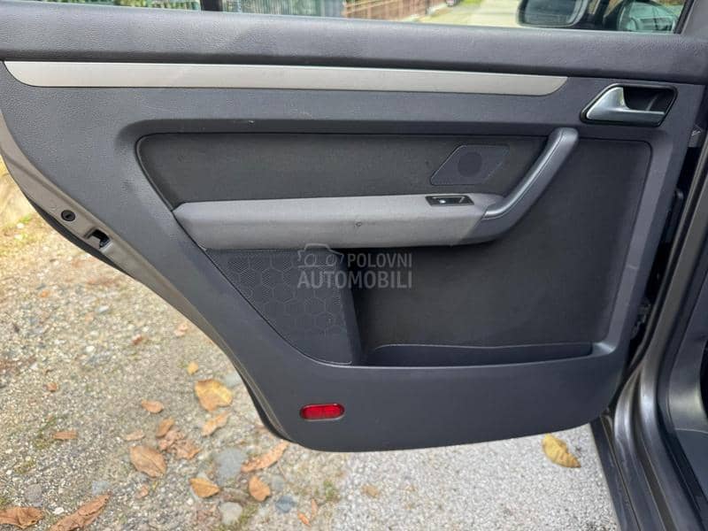 Volkswagen Touran 2.0 TDI DSG CH