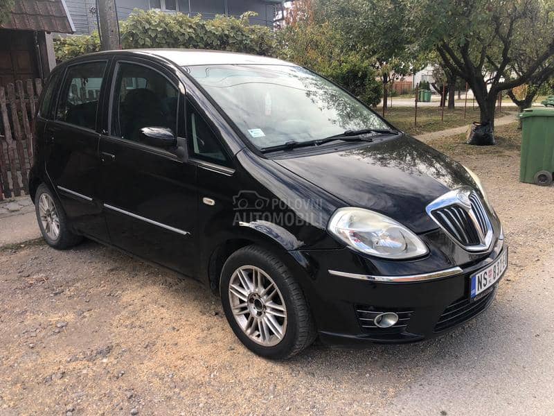 Lancia Musa 1.3 mjtd