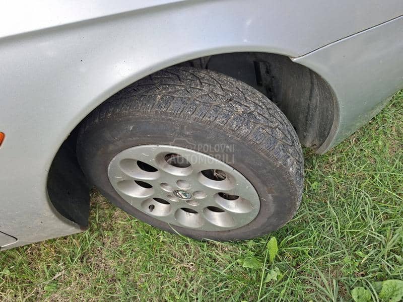 Alfa Romeo 156 