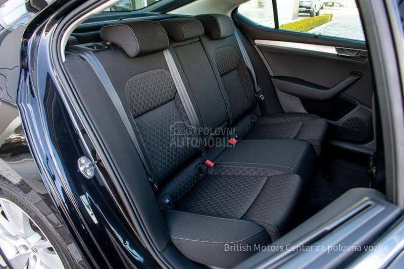 Škoda Superb 2.0 TDI DSG 4X4 Škoda Superb 2.0 TDI DSG 4X4
