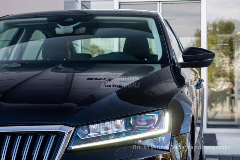 Škoda Superb 2.0 TDI DSG 4X4 Škoda Superb 2.0 TDI DSG 4X4
