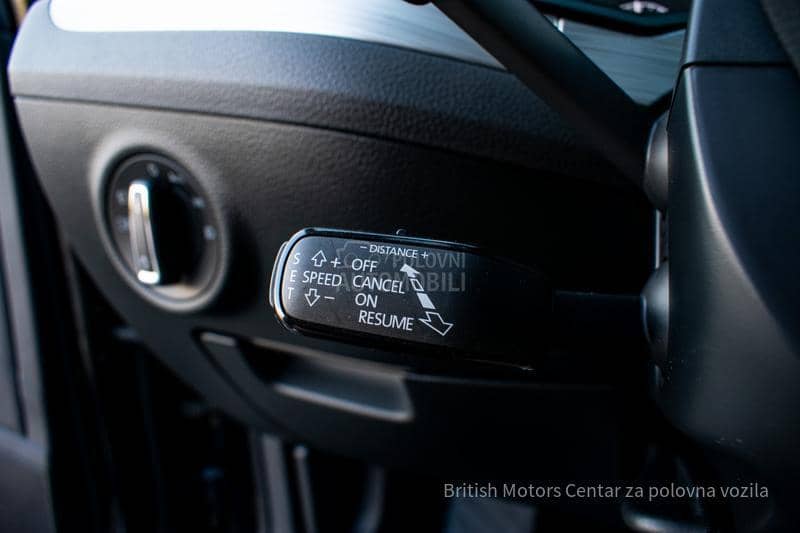 Škoda Superb 2.0 TDI DSG 4X4 Škoda Superb 2.0 TDI DSG 4X4