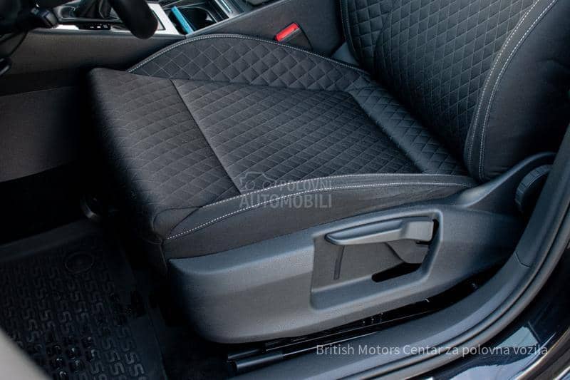 Škoda Superb 2.0 TDI DSG 4X4 Škoda Superb 2.0 TDI DSG 4X4
